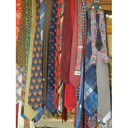 1744 - A quantity of men's ties including Christian Dior