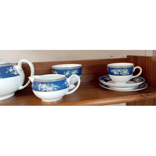 1301 - A Wedgwood 2 setting blue Siam tea set (10 pieces). COLLECT ONLY.