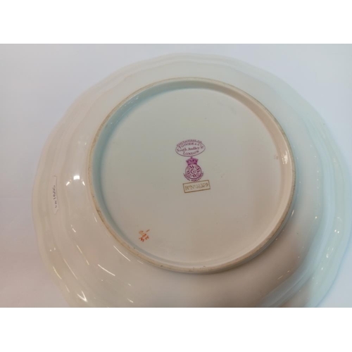 1283 - A Royal Worcester dish for T.Goode & Co, London. Diameter 23.5cm at top, Height 4.5cm