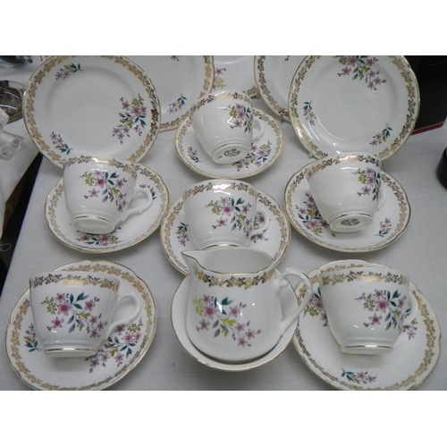 709 - A Royal Grafton 21 piece tea set. COLLECT ONLY.