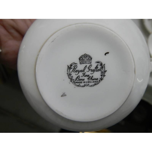 709 - A Royal Grafton 21 piece tea set. COLLECT ONLY.