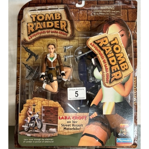 5 - 2 Tomb Raider Lara Croft figures and 1 in a blister pack, as new