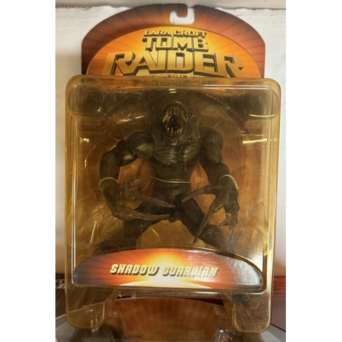 8 - A Tomb Raider Lara Croft vs S.i.m.o.n. and a shadow guardian in blister pack as new