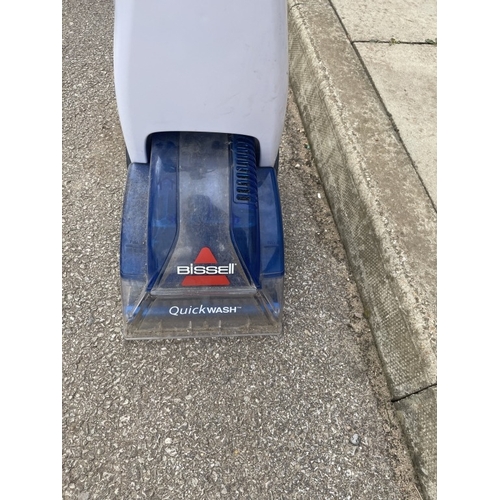 689 - A Bissell quick wash floor cleaner. Tested & Working