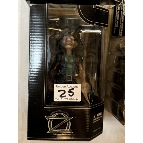 25 - 2 McFarlane monsters from Twisted Land Of Oz Scarecrow & Tin Woodman in blister packs. As new,  A bo... 