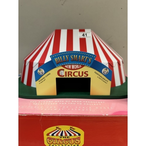 41 - A boxed circus collection BS1002 AEC Mammoth & Billy Smarts big top (Flags in box)