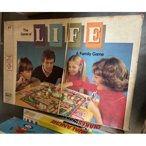 87 - A good selection of vintage board games etc including Escalado, Avalanche zero lift off etc