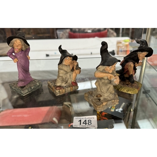 148 - 4 Discworld figurines by Clarecraft