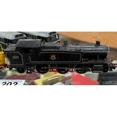 202 - 4 Airfix OO/HO Gauge Locomotives