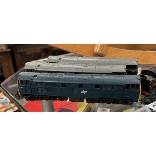 202 - 4 Airfix OO/HO Gauge Locomotives