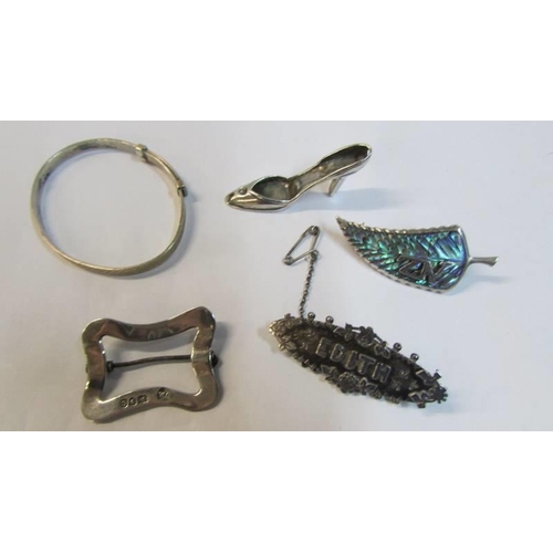 1105 - A 19th century enameled brooch 'Edith' hallmarked Birmingham, 2 other vintage silver brooches and a ... 