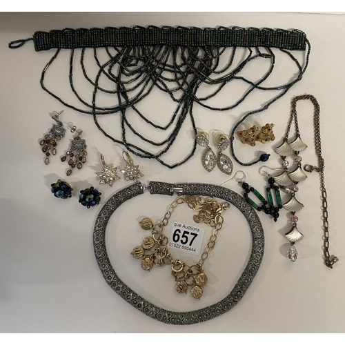 657 - A quantity of necklaces, pendants & earrings