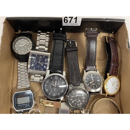 671 - A mixed lot of ladies and gent's wristwatches