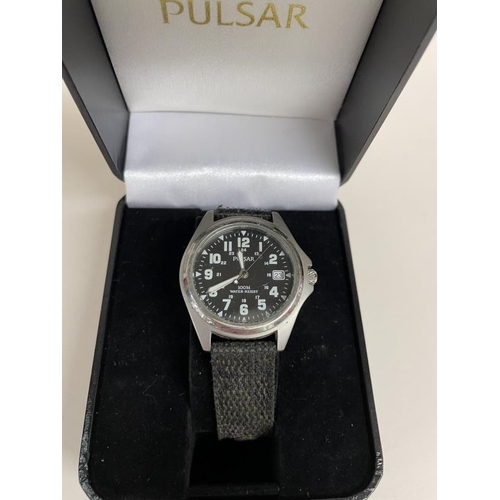 687 - A boxed Pulsar gent's watch and boxed Swiss line gent's and lady's watch set