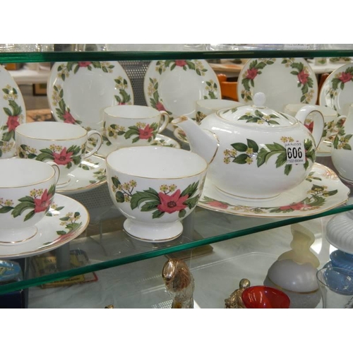 606 - A complete Wedgwood tea set. COLLECT ONLY