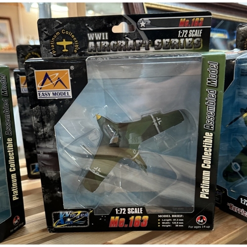 221 - 9 Boxed WWII aircraft aircraft series 1/72 scale model planes