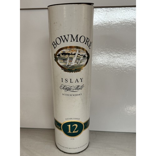 394 - A bottle of Bowmore Islay 12 year old single malt Scotch whiskey COLLECT ONLY