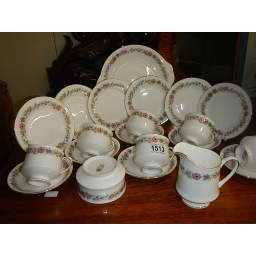 1513 - A 21 piece Paragon tea set in good condition, COLLECT ONLY.