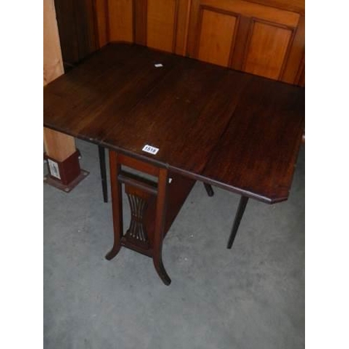 1518 - A good mahogany Sutherland table, COLLECT ONLY.