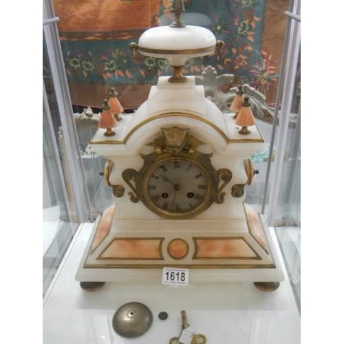 1618 - A good marble clock complete and in working order. COLLECT ONLY