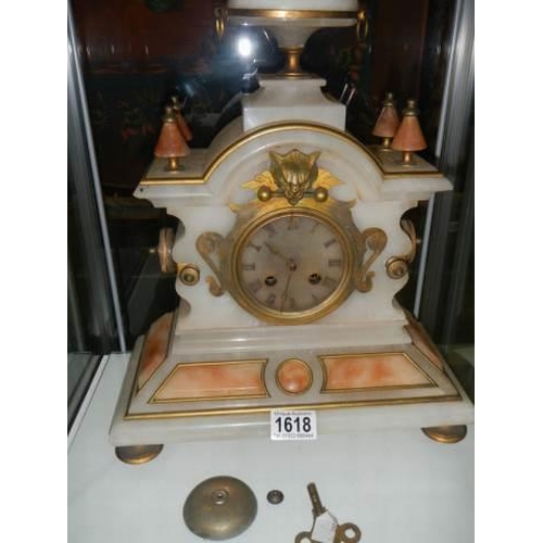 1618 - A good marble clock complete and in working order. COLLECT ONLY