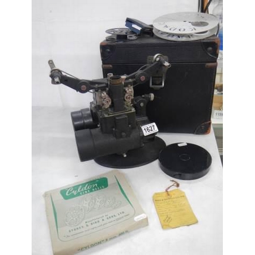 1627 - A vintage Bell and Howell projector. COLLECT ONLY