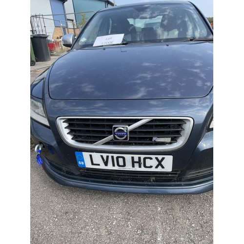 1200E - Volvo R Design 2Lt 
65000 miles approx. 
Automatic Diesel 
No log book
Last MOT April 2023