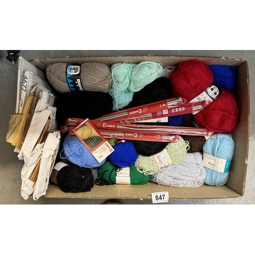 847 - A quantity of knitting wool, sewing pattens, knitting pattens etc