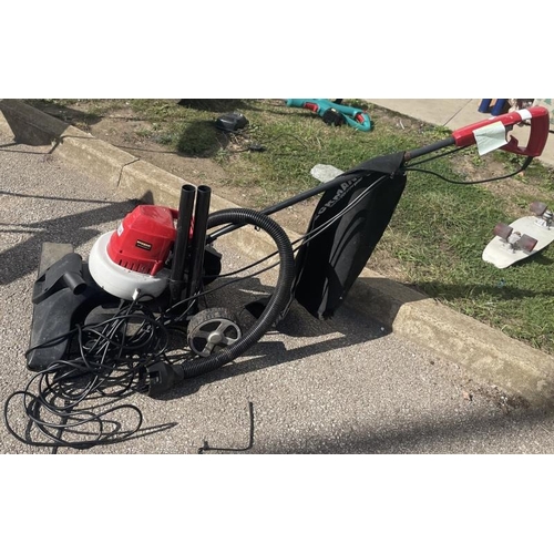 1038 - An Eckman garden vac