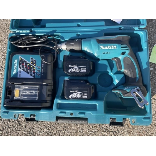 1060 - A Makita screwdriver all tested all working