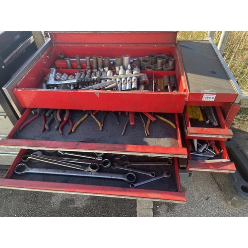 1060J - A Snap-On tool box full of tools