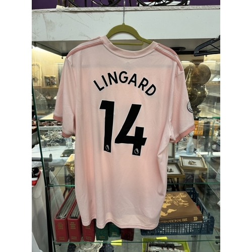 1123 - 2 Manchester United shirts including 18/19 Rashford Third kit 3XL & 18/19 Lingard away shirt 3XL & A... 