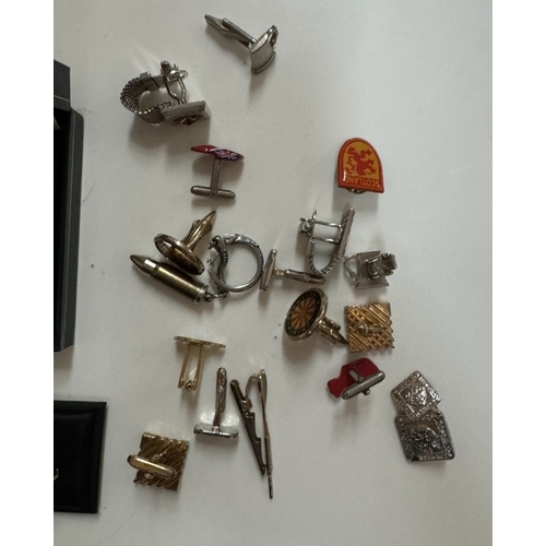 1163 - A boc of cufflinks including dad's army, Royal Air force etc