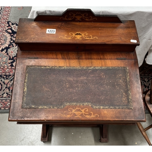 1223 - A Victorian inlaid Davenport desk