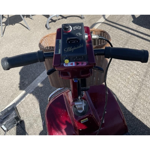 1060N - Electric Scooter - Shoprider
with key and working