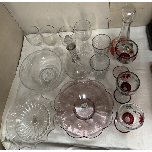 423 - A quantity of glassware including decanters, fruit bowls etc