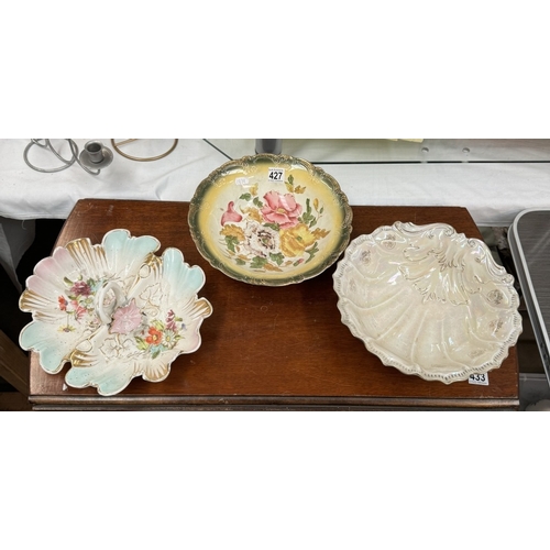 427 - 3 19th / 20th century ceramic bowls