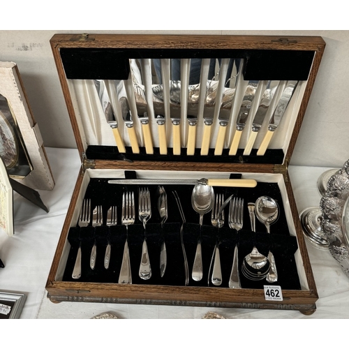 462 - A canteen of cutlery in oak box & Silver plate toast rack etc