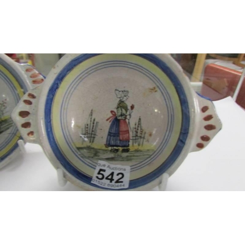 542 - Two 19th century Delft dishes, a/f.