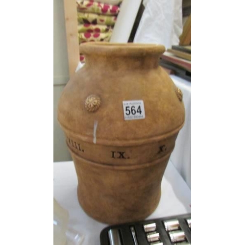 564 - A large terracotta vase, COLLECT ONLY.