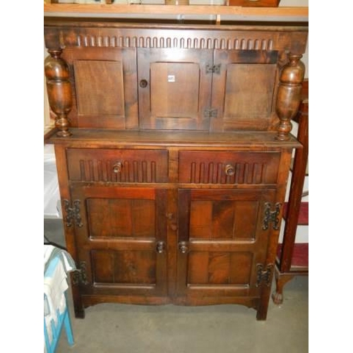 685 - A mid 20th century oak buffet sideboard, COLLECT ONLY.