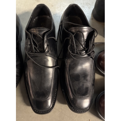 110 - 5 Pairs of men's shoes including Clarkes size 7.5, Two Samuel Windsor Size 8's, A Base London Size 1... 