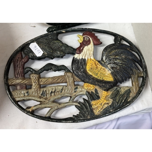 80 - 4 Cast iron kitchen items featuring chicken & cows