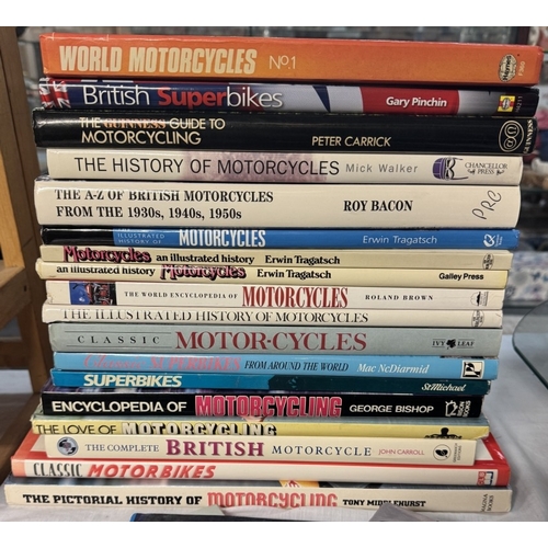 113 - A good lot of motorcycle books including Yamaha, BSA, Superbikes etc