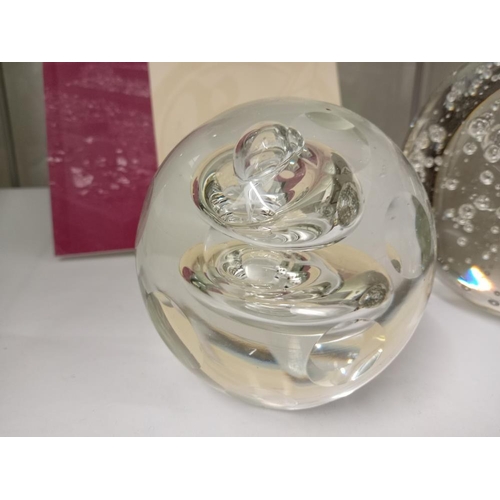 397 - A large glass paperweight & 1 other