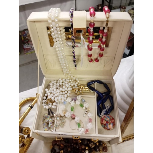 406 - A good quality jewellery box including jewellery