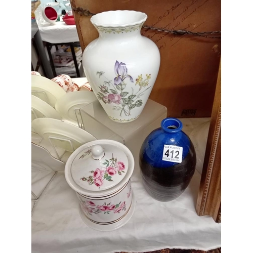 412 - A Royal Doulton vase & 2 other items