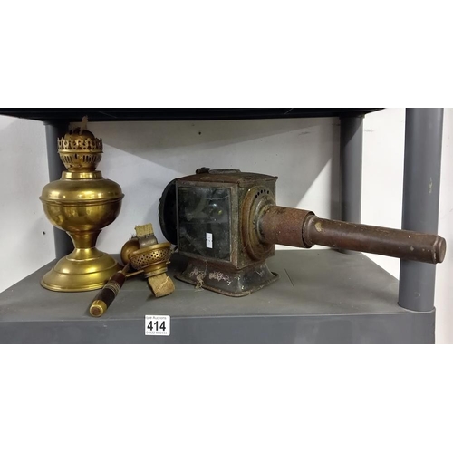 414 - An oil lamp & carriage lamp