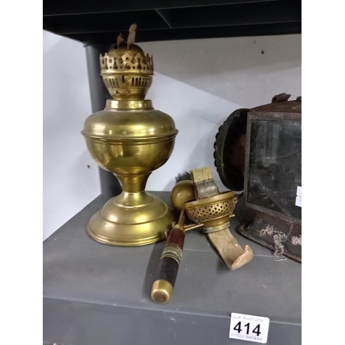 414 - An oil lamp & carriage lamp