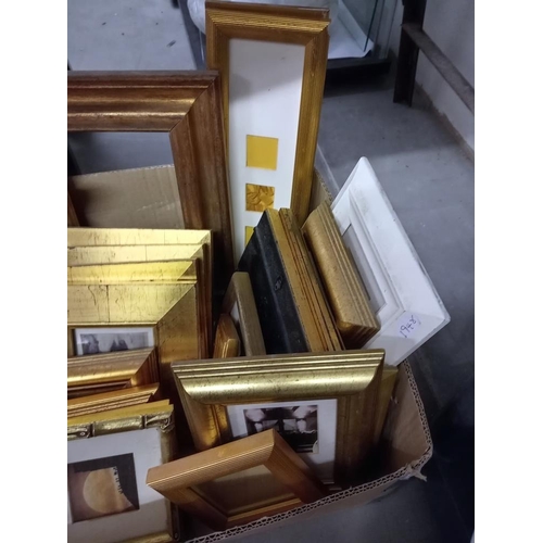 418 - A quantity of pictures & picture frames